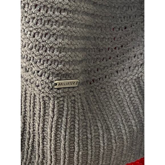 Hollister women’s size small, gray crop sweater soft! 100% polyester. NWOT - Picture 5 of 7